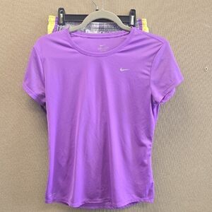 Nike Women's Purple Top and Shorts